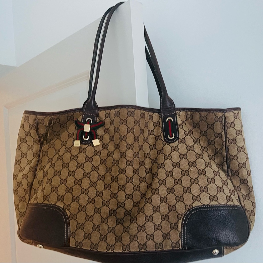 AUTHENTIC Gucci Beige and Brown GG Canvas Tote